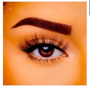 False eyelash beauty creations